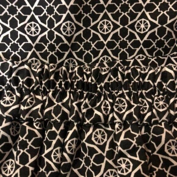 Catherines Skirt Womens 2X NEW Black Patterned Lightweight - Picture 7 of 12